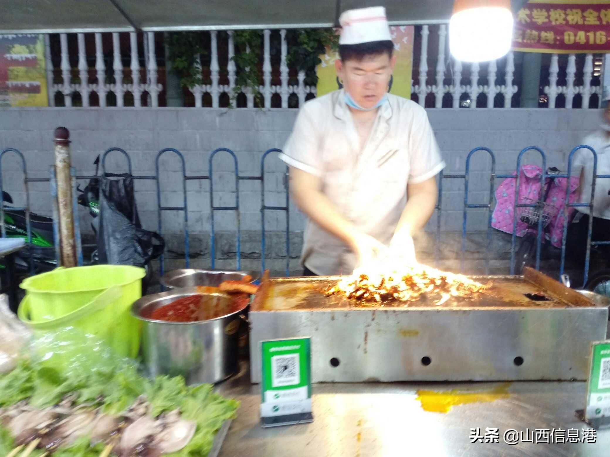 辽宁省锦州市古塔、凌河夜市