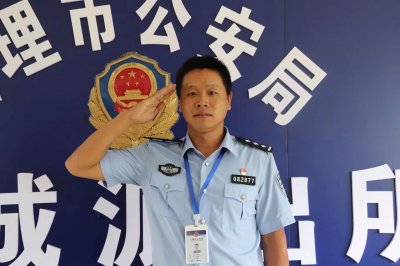 ​「警察故事」刑侦路上的“追光者”